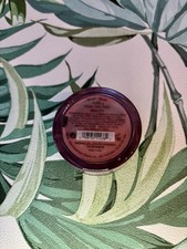i.d Bare Minerals/Blusher/Loose Powder/Shade is - Beauty/NO PACKAGING 