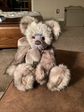 Charlie Bears Pecan Pie. 15