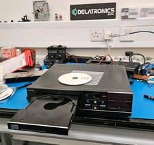 Philips CD-104B Professionally serviced inc Delatronics NOS DC Module. *ON SALE*