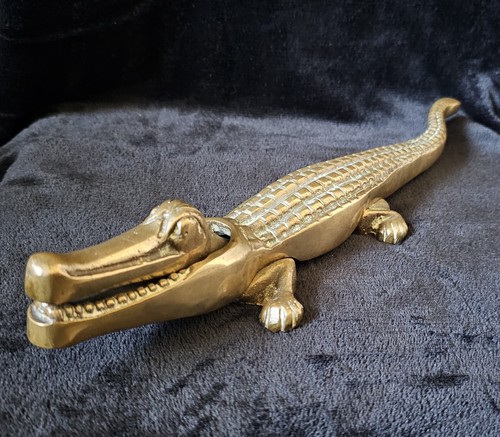 Vintage solid brass - vintage,