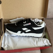 Women’s  / Men’s Reebok