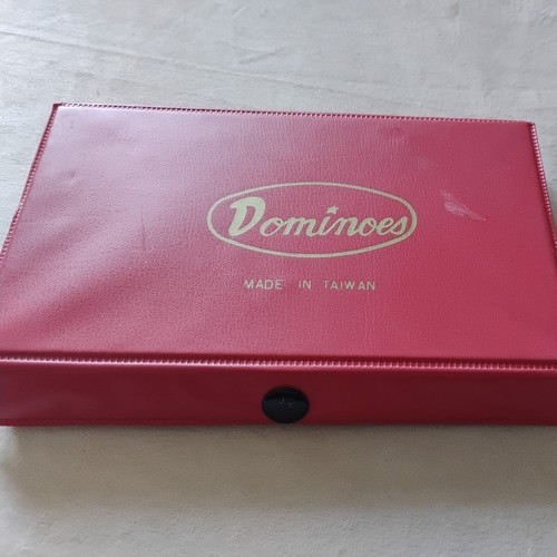 Vintage double six dominoes - vintage,