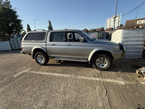 Mitsubishi l200 diesel - 2.8,