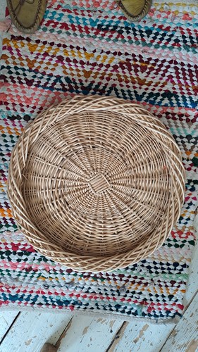 Round wicker tray dish size - tray,