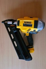 Dewalt DCN690 Angled Nail Gun