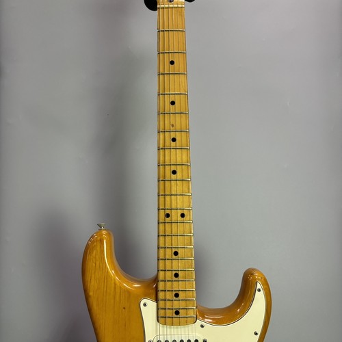 Fender 1976 stratocaster - fender,