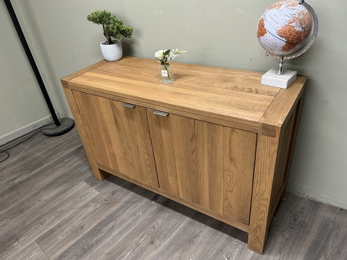 Highworth small sideboard - , oak