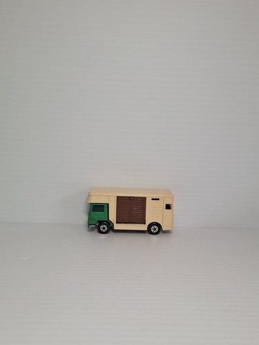 Matchbox superfast die cast - matchbox,