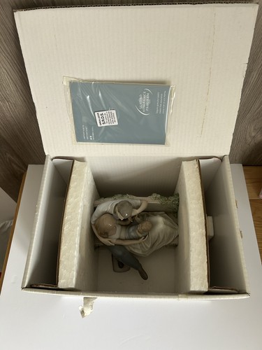 Lladro priceless moment - priceless,