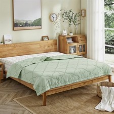 Lightweight Summer Soft Quilt