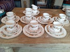 31 Piece Royal Standard Lyndale Coffee Set, Cups, Saucers, side & lge plates