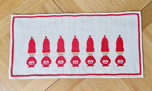 Swedish embroidered christmas - swedish,
