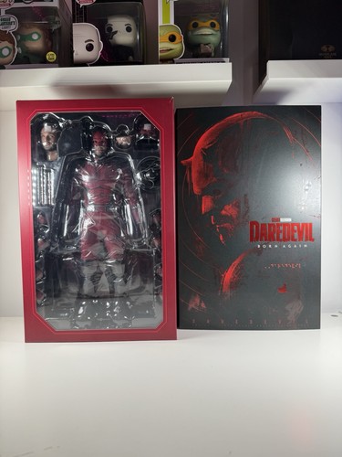 Hot toys daredevil born - hot,
