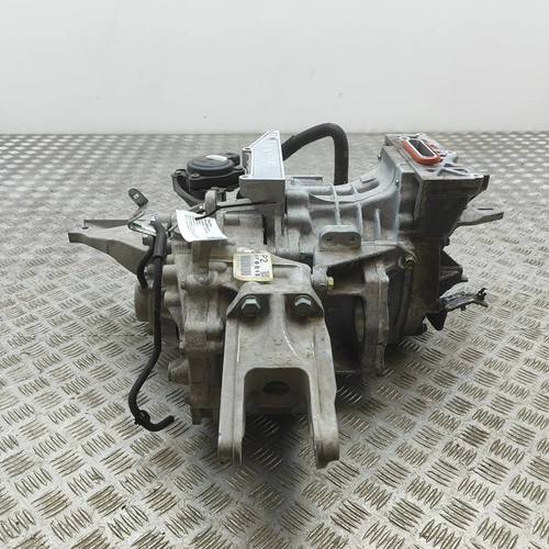 Nissan leaf ze1 - leaf,