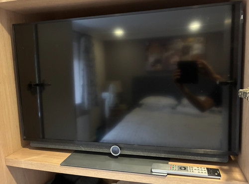 Loewe bild led uhd hdr - ,