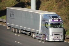 TRUCKINGIMAGES TRUCK PHOTOS - VOLVO AERO TRUCKS SET 3 - 42 LISTED