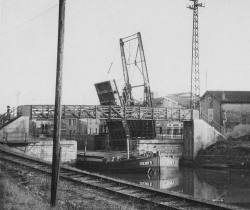 Drawbridge raised solvay canal - drawbridge,
