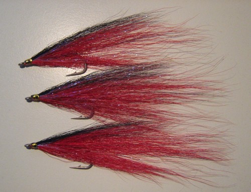 Black red bucktail - bucktail, deceiver