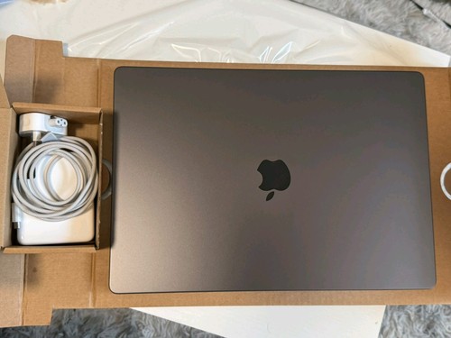 Apple macbook pro inch - pro, 16-inch