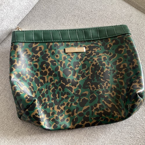 New karen millen green animal - new,