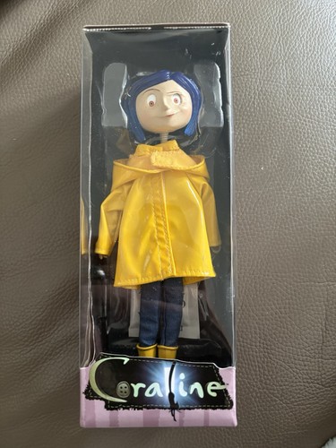 Neca coraline doll replica - neca,