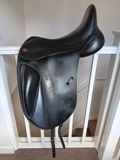 Kent and Masters High Withered Dressage Saddle, 17 Inch Black.