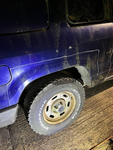 Isuzu trooper swb - o/s/r, wheel