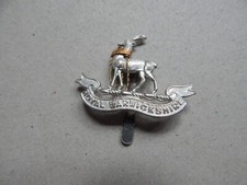 British The Royal Warwickshire Regiment Silvered Commemorative Cap Badge SA
