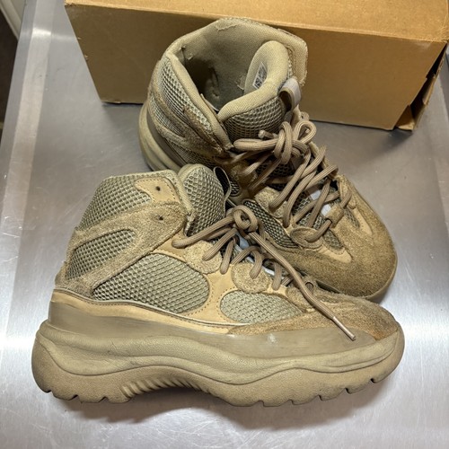 5 adidas yeezy - 8.5,