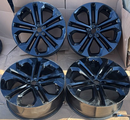 Full set 4 genuine - x4,