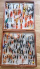 Fabulous Vintage Wooden Box Of  Salmon / Game Fly Fishing Flies Great Selection