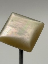 VINTAGE MOTGER OF PEARL HAT PIN (963) SALE