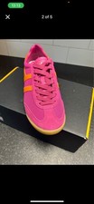 Women’s Pink Suede Gola
