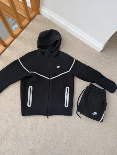 Nike tech fleece - tech, reflective