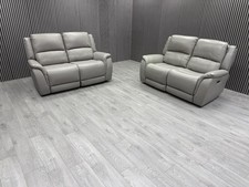 DFS MYERS 2+2 SEATER SOFA IN GREY LEATHER ELECTRIC RECLINER USB