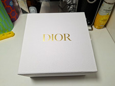 Dior Gift box - 23cm x 23cm x 12cm