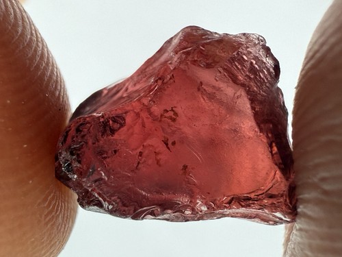Natural garnet - 9, ct