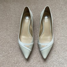 Lisa Kay London Court Shoes Smart Beige And Cream, Low 3cm Heel Pretty Design GC