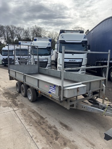 Ifor williams 16ft tri - ifor, axle