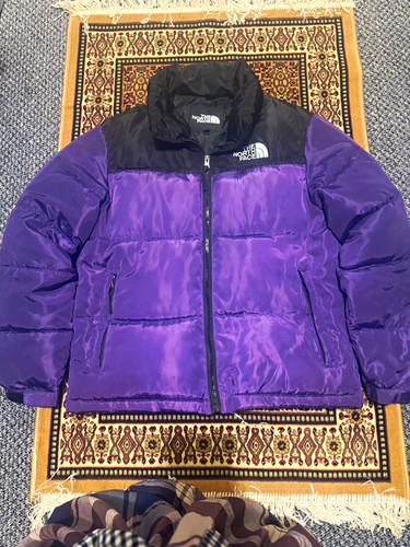 The north face nuptse - face,