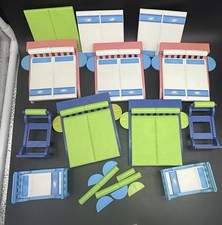 Playmobil Hotel 5265 Beds Bed Dated 2000 Plus Spares + 3967 Beds Modern Bedroom