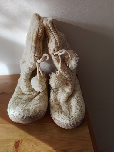 Beige knitted slipper boots - knitted,