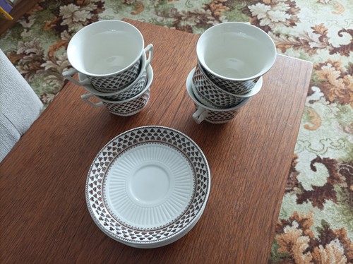 Vintage cups saucers by - 6, x