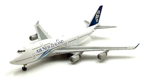 Gemini jets 400 scale - 1/400,