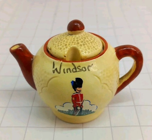 Manor ware windsor teapot - ware,