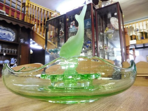 Large art deco green - large,