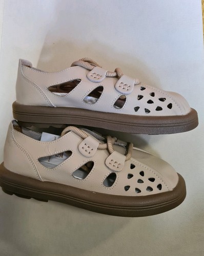 Women beige cut out flat - women,