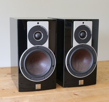 Dali Rubicon 2 Speakers Gloss Black, What Hi-Fi 5 Star Reviewed
