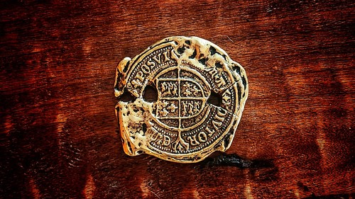 The goonies doubloon 24k - "doubloon",,