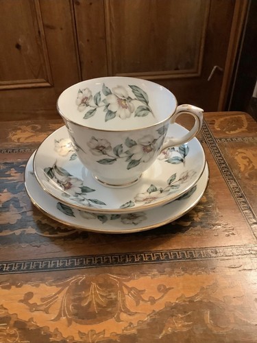 Crown staffordshire bone - staffordshire, china